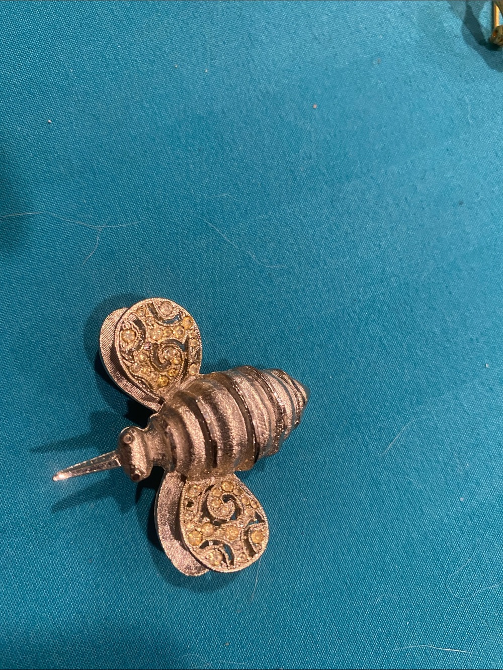 Gold-Tone Bee Brooch with Filigree Wings